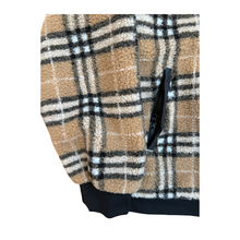 Load image into Gallery viewer, Mens Burberry Rework Fleece. Large.
