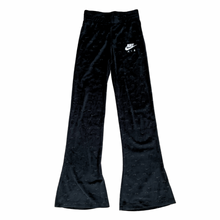 Load image into Gallery viewer, Ladies Nike Air Monogram Joggers. XS.
