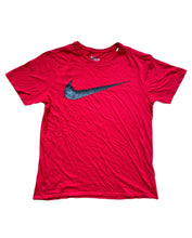 Load image into Gallery viewer, Mens Red Nike Tick T. XL.

